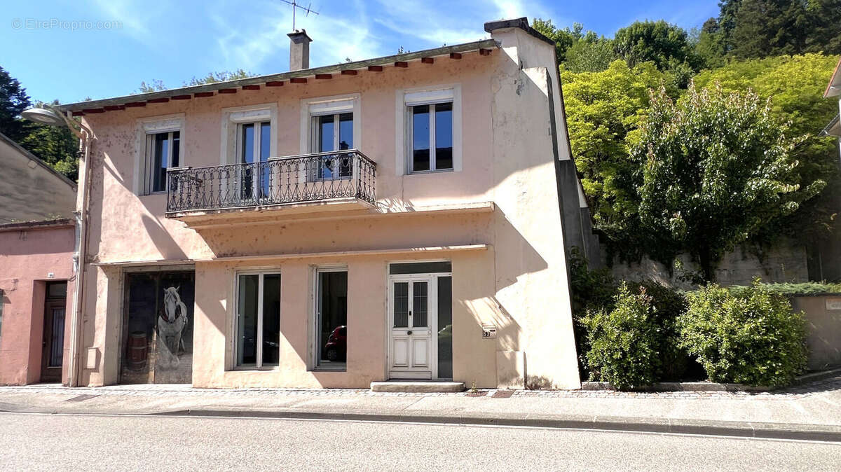 Maison à PONT-D'AIN