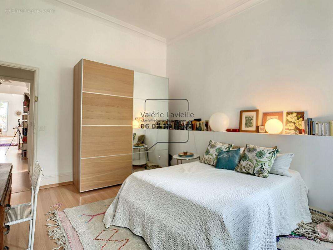 Appartement à MARSEILLE-6E