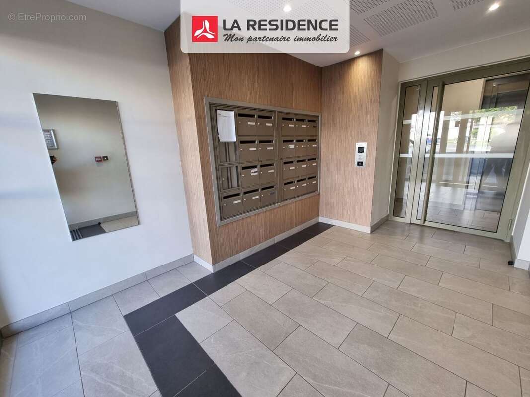Appartement à STAINS