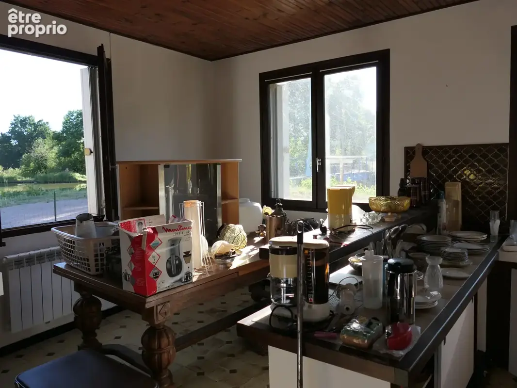 Emnsemble immobilier borde par le canal du nivernais - photo 17