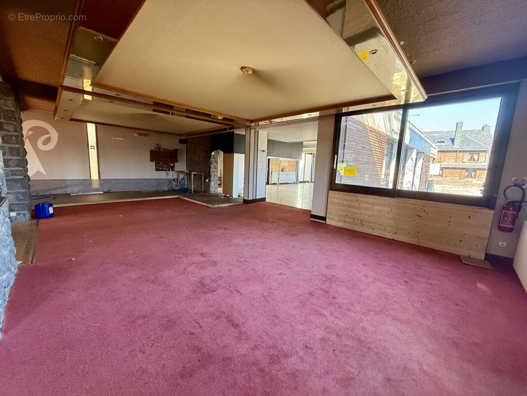 Commerce à BERTHELANGE