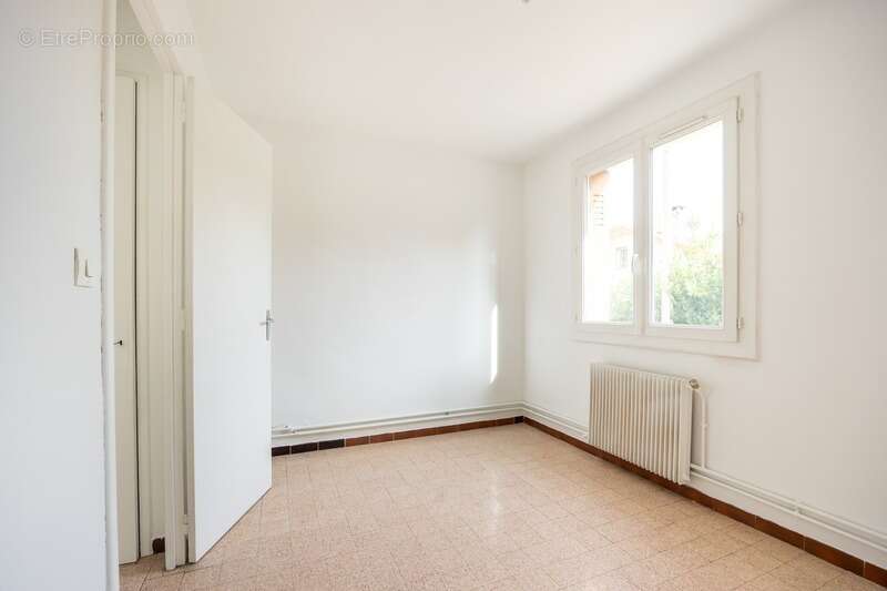 Appartement à MARSEILLE-9E