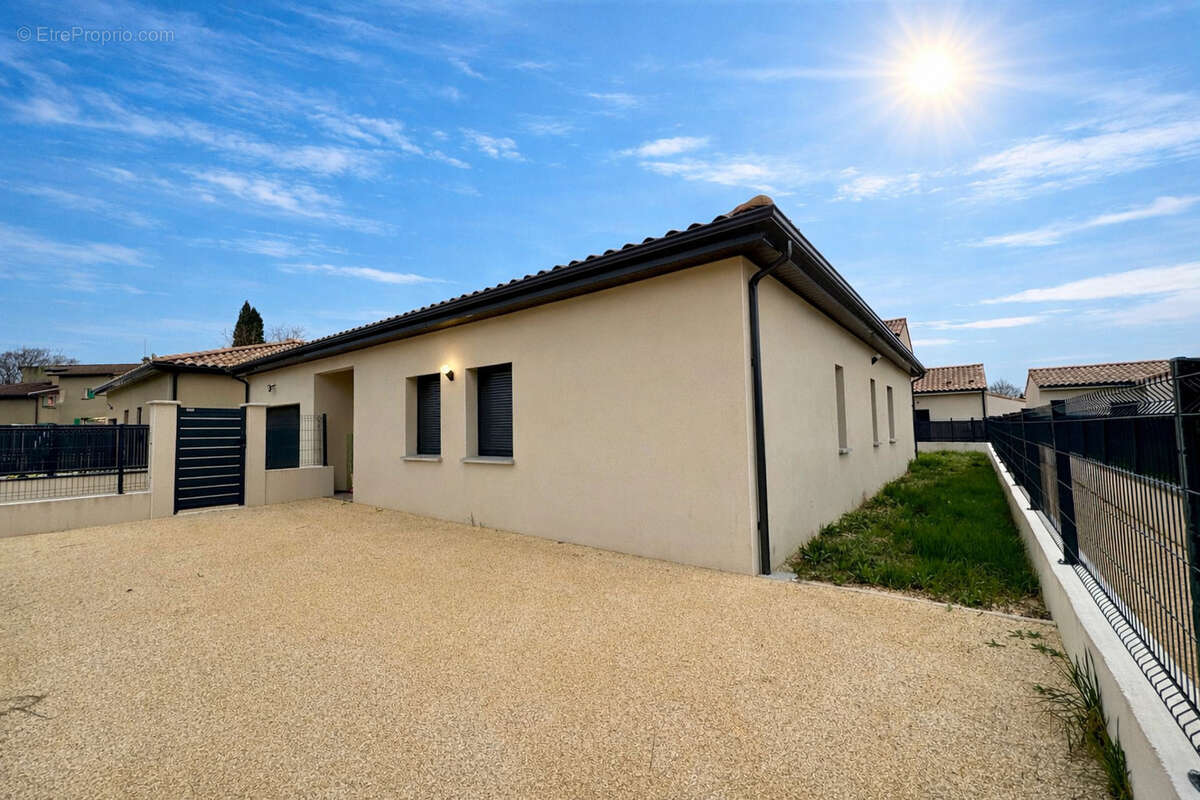 Maison à ROMANS-SUR-ISERE