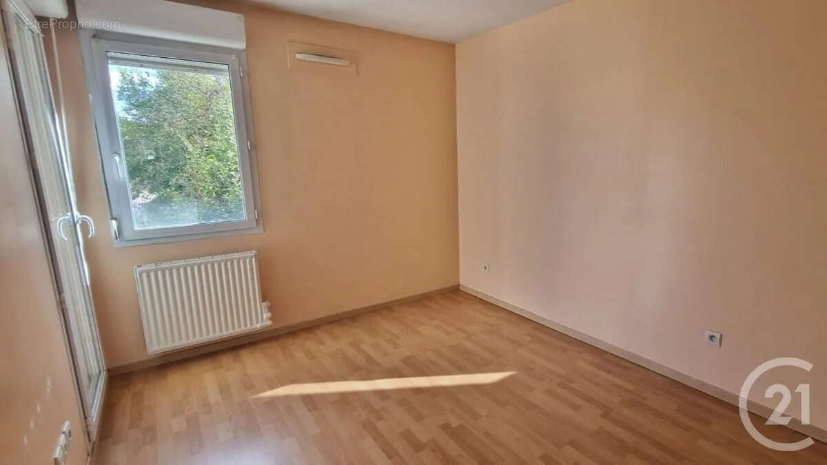 Appartement à JASSANS-RIOTTIER