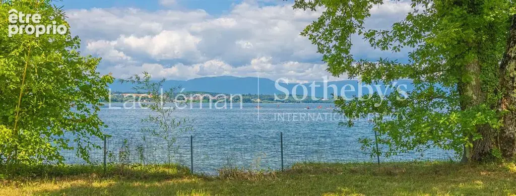 Sciez-sur-léman rare terrain à bâtir pieds dans l’eau - photo 2