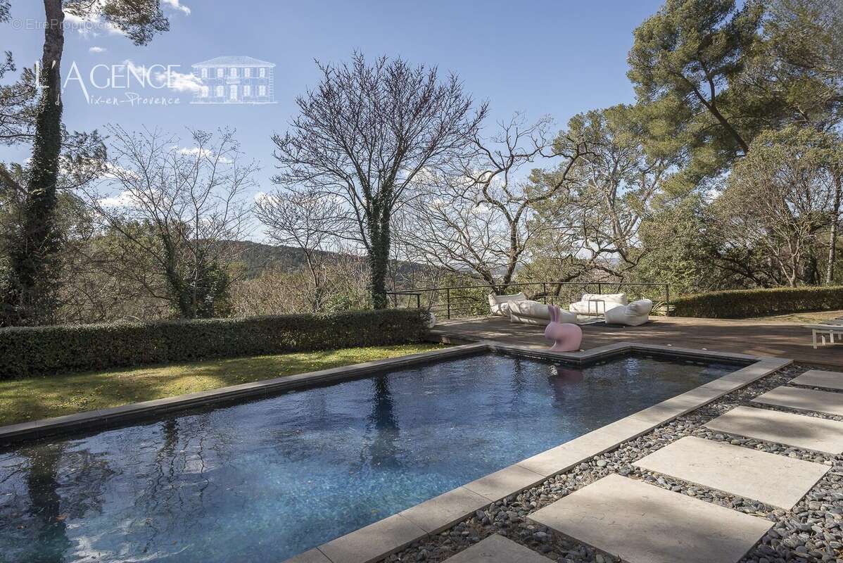 Maison à AIX-EN-PROVENCE