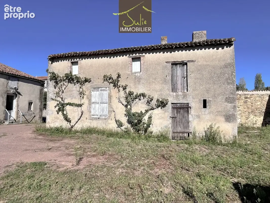 Ensemble Immobilier avec maison, ancienne habitation à rénover et sur 1972m2 en partie constructible ! - photo 2