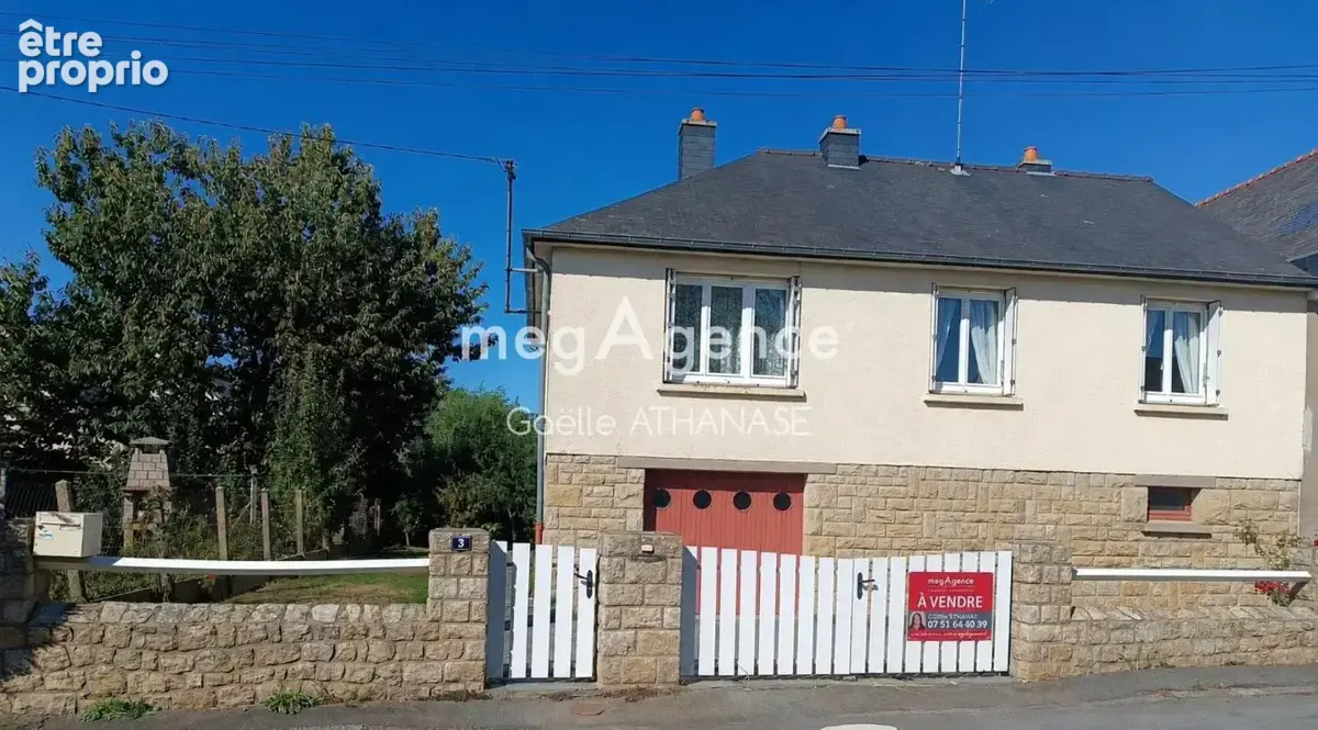 Maison à FOUGERES