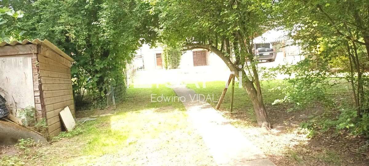 Maison 123 m² à Pierrefitte-Sur-Seine  - photo 4
