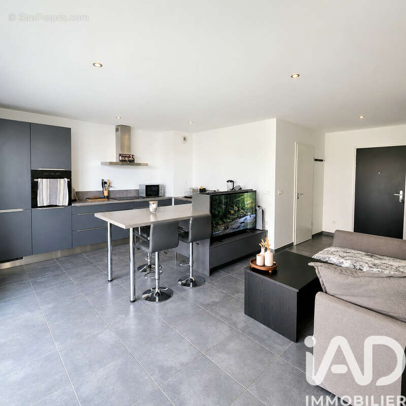 Photo 3 - Appartement à AMNEVILLE