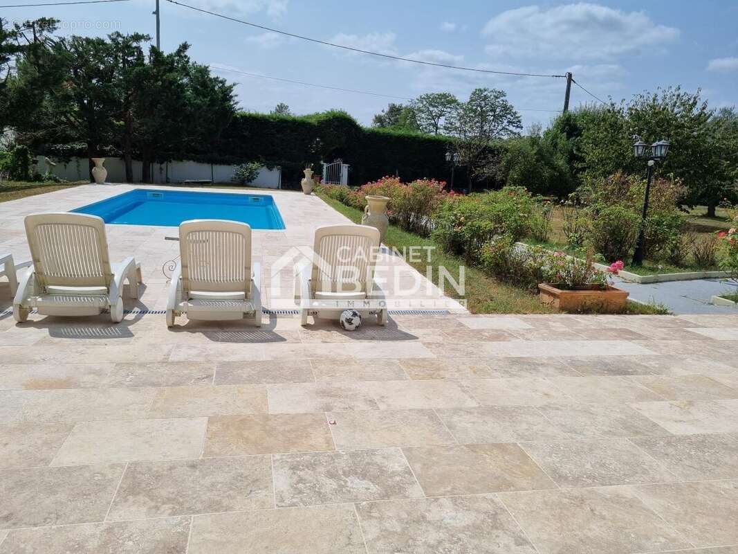 Maison à SAINT-DENIS-DE-PILE