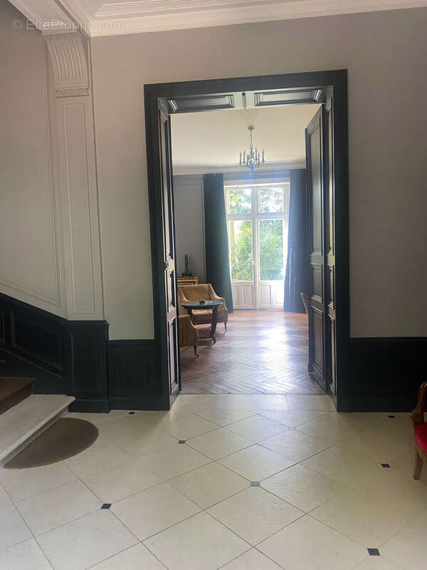 Autre à TOURS
