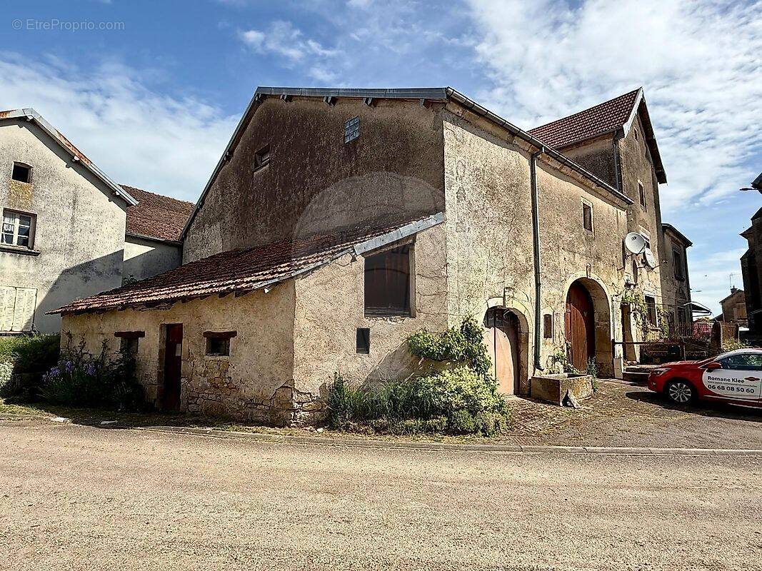 Maison à VILLERS-LES-LUXEUIL