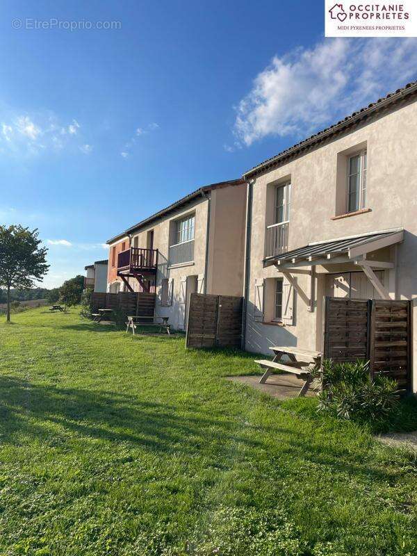 Commerce à CARLA-BAYLE