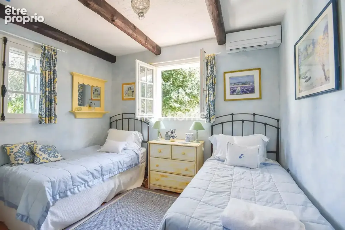 Maison 4 chambres au clame sur un beau terrain arboré - photo 23
