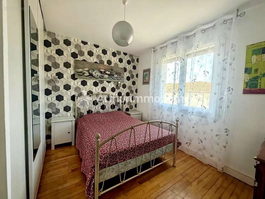 Maison à étage, 3 ch, 2 salle d'eau, deux wc - photo 11