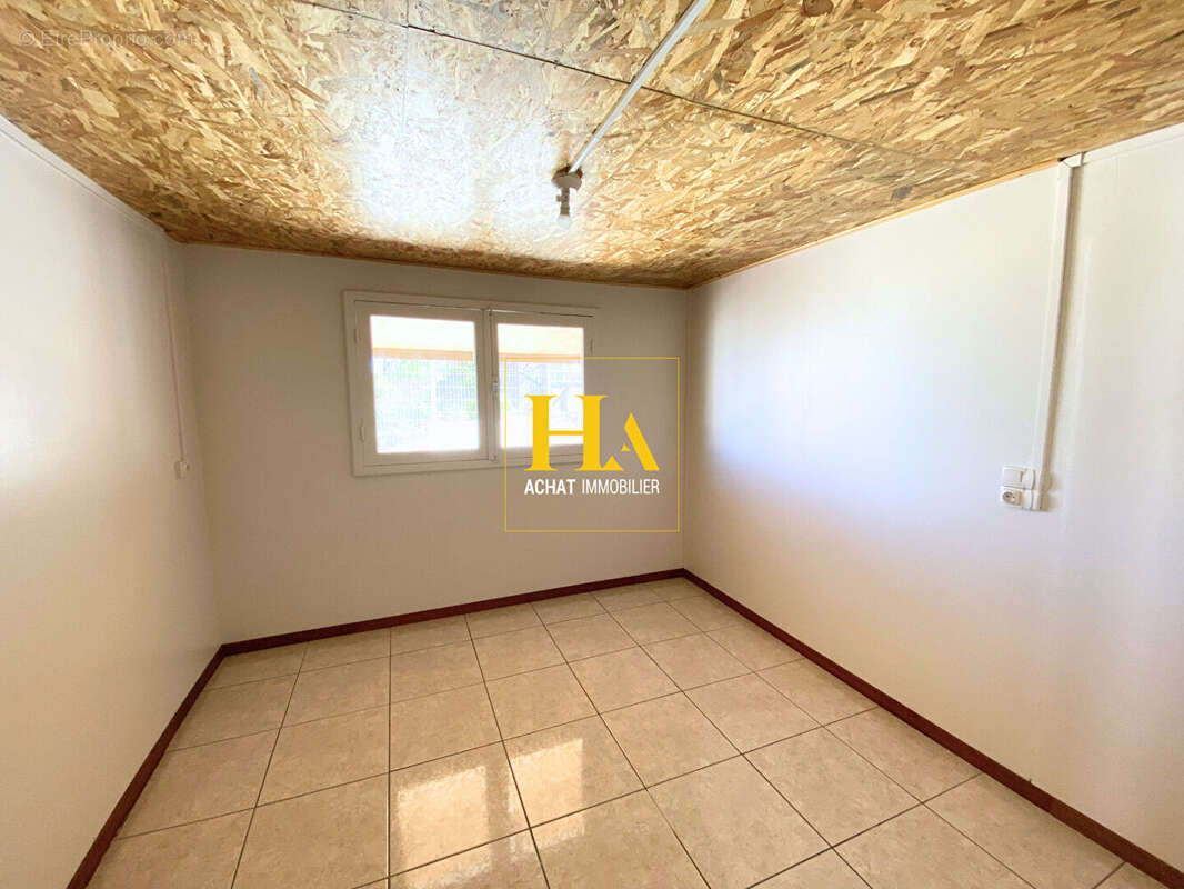 Maison à LES AVIRONS