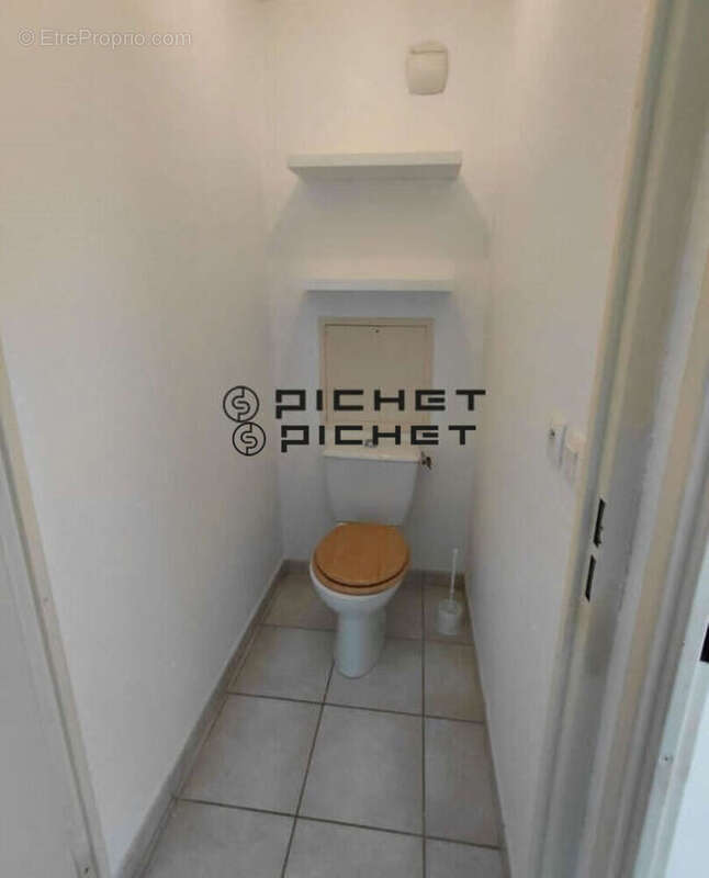 Appartement à BOURG-SAINT-ANDEOL