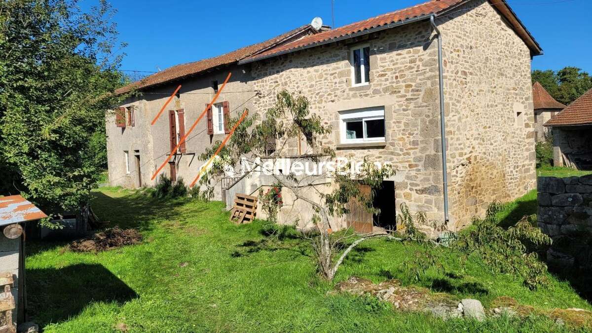 Maison à SOUSCEYRAC