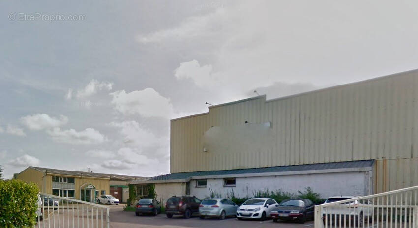 Commerce à SAINT-ROMAIN-DE-COLBOSC