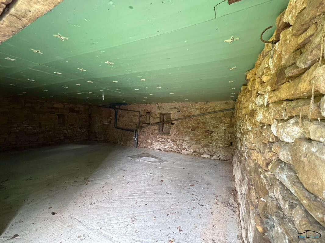 Maison à MONTBAZENS