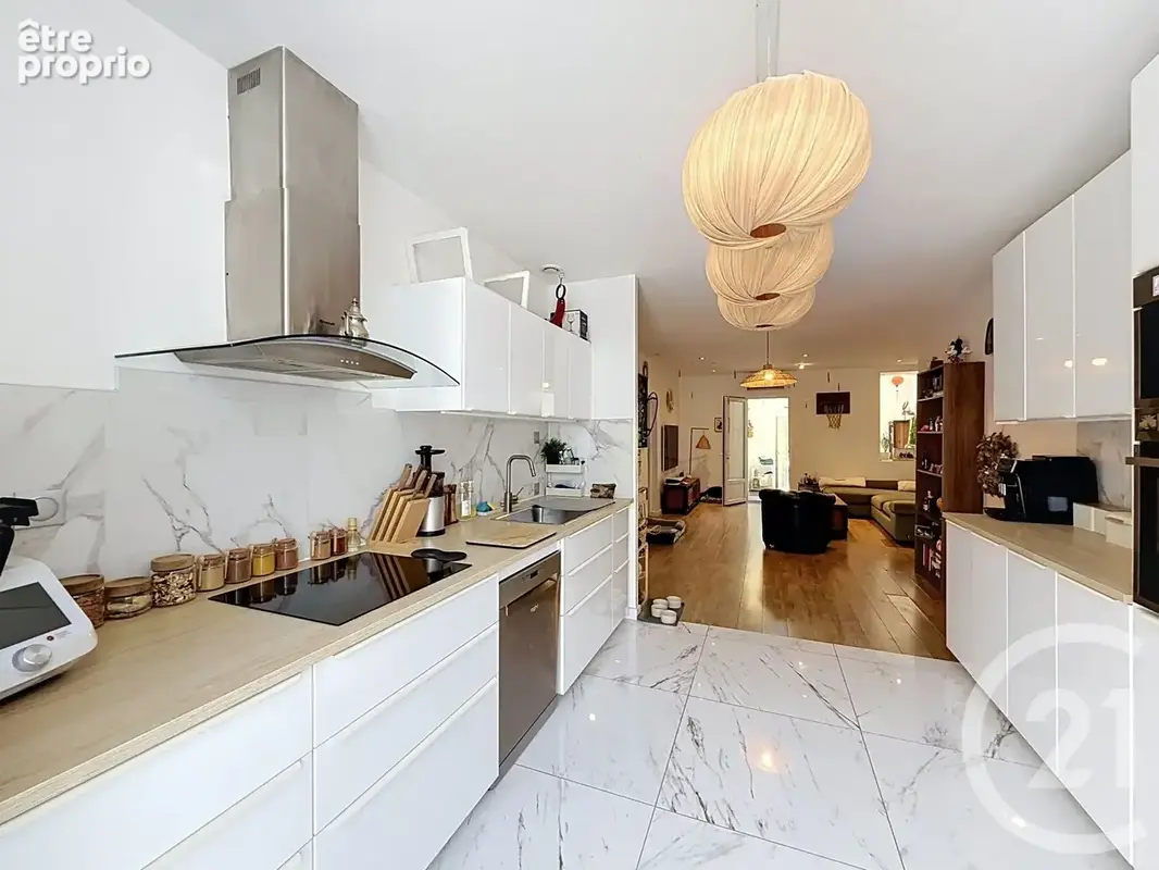 Appartement 3 pièces 82 m² à vendre à Sete (34200) - photo 2