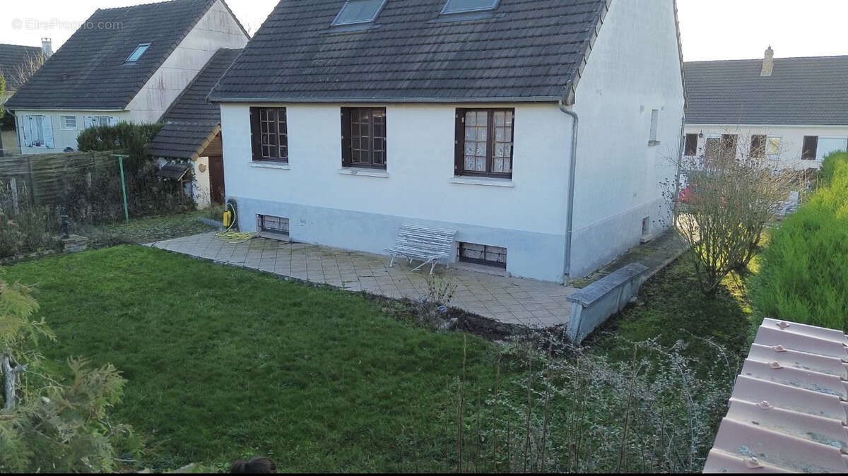 Maison à BREUIL-LE-VERT