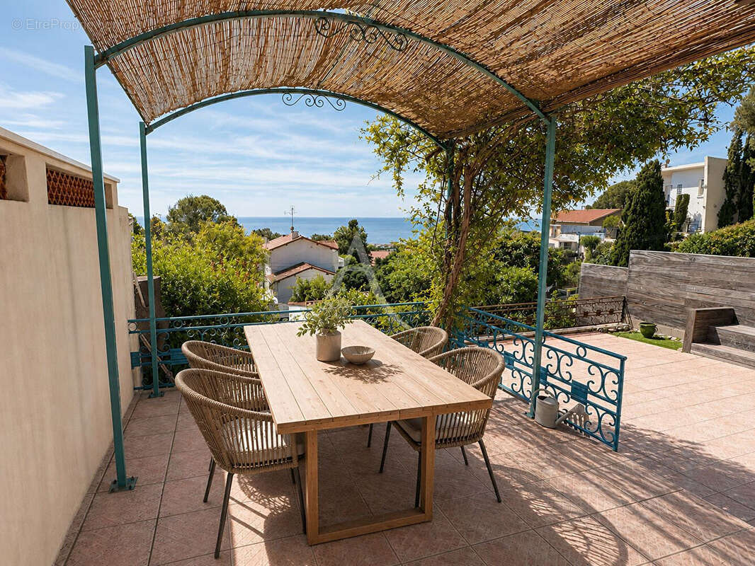 Maison Sète 5 pièces 100 m² - photo 2