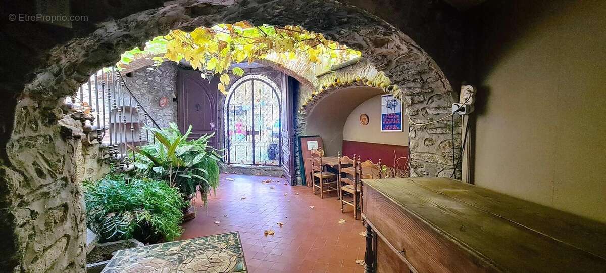 Photo 5 - Commerce à CERET