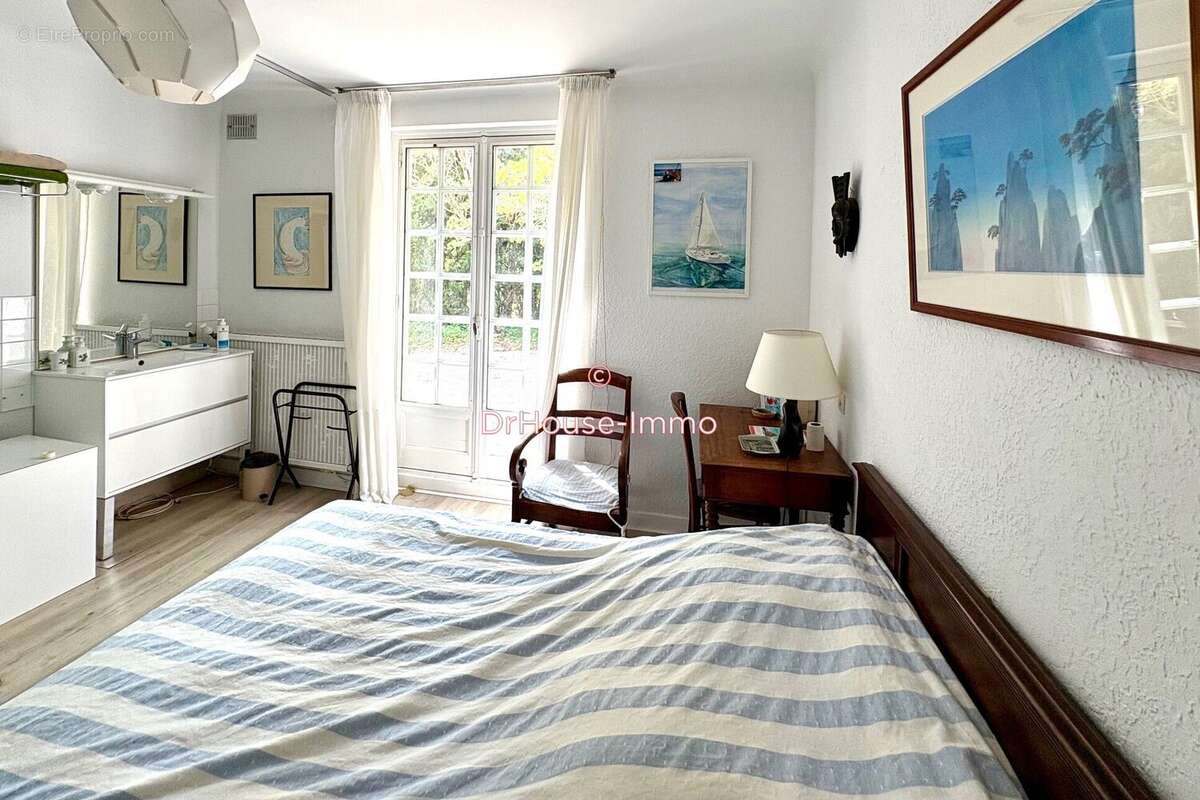 Maison à VILLEMOUSTAUSSOU