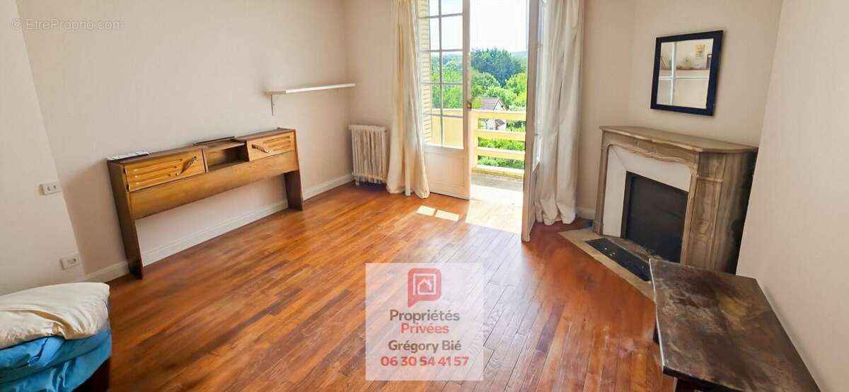 Maison bourgeoise 7 pièce(s) 220 m2 - photo 10