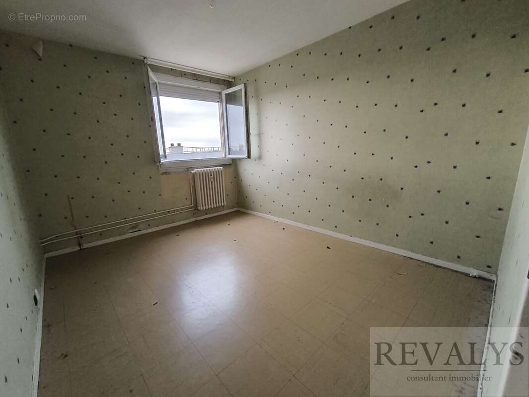 Appartement à CHENOVE