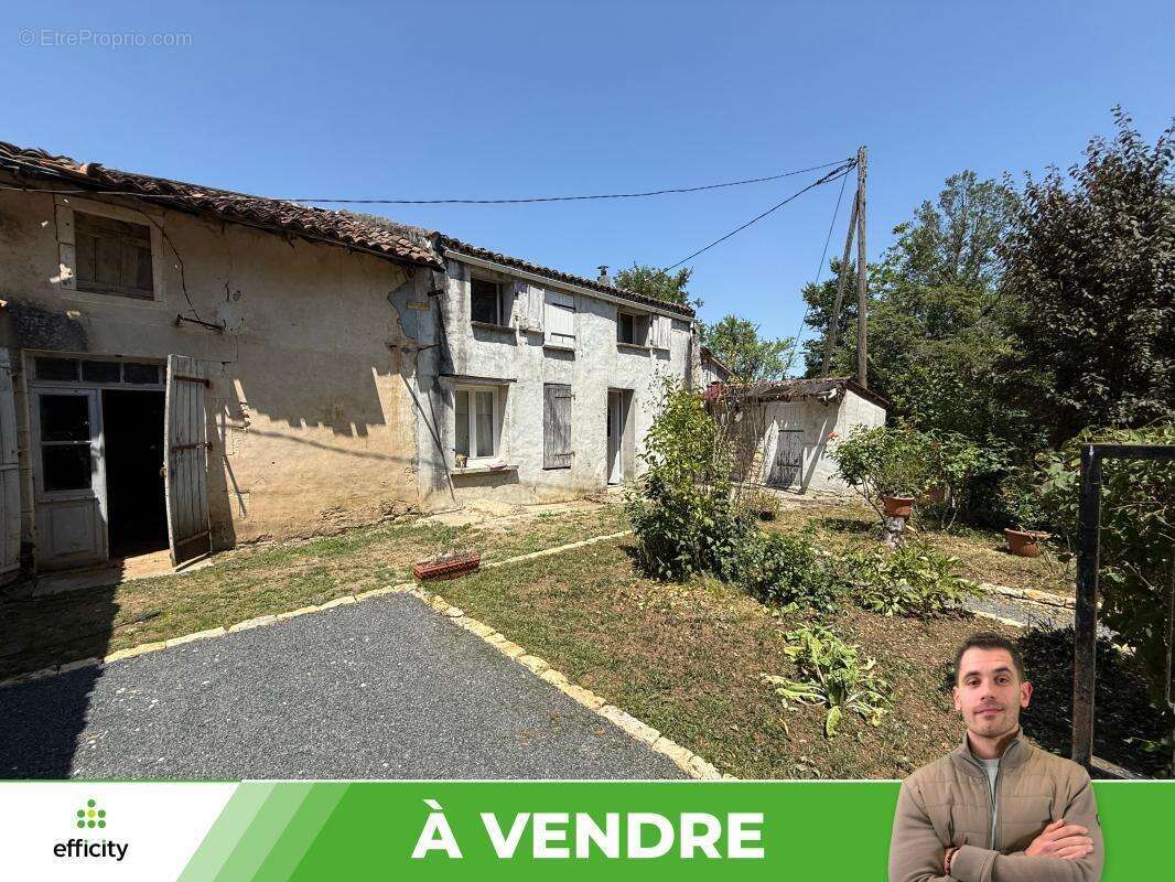 Maison à NANTEUIL-EN-VALLEE
