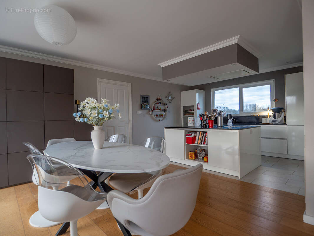 Maison à SAINT-AMAND-LES-EAUX