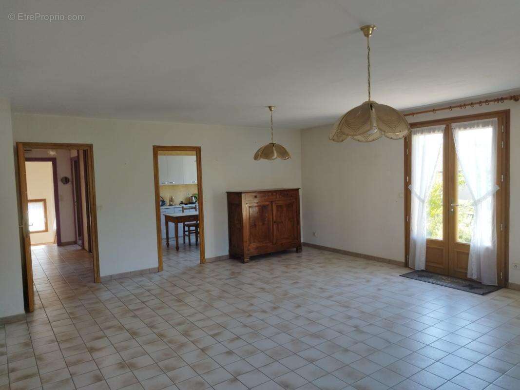 Maison 110 m² à Pelussin  - photo 2