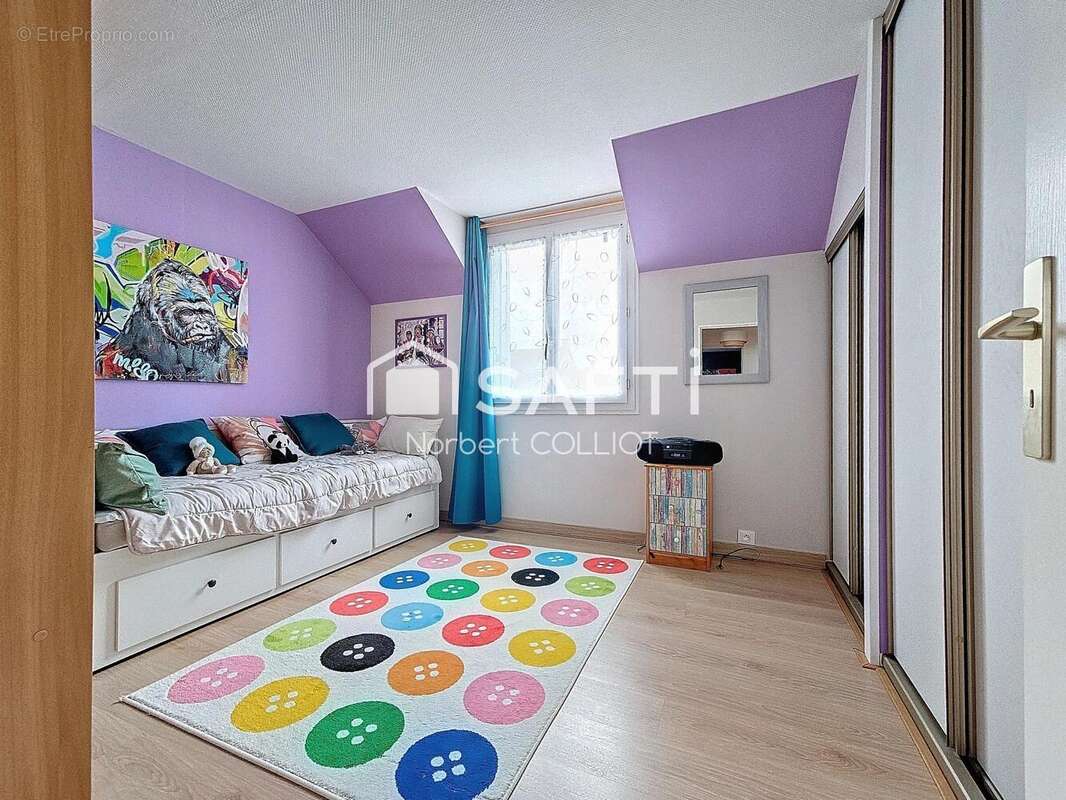 Photo 9 - Maison à ELANCOURT