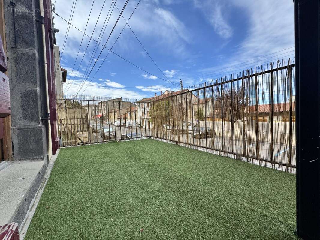 Maison à PONT-DU-CHATEAU