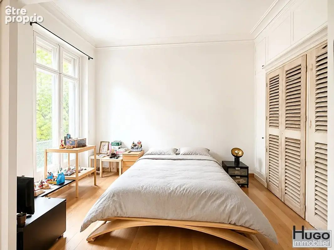 Bordeaux- jardin public- rue de la course- bureau duplex 205m² + patio + 3 caves ! - photo 11