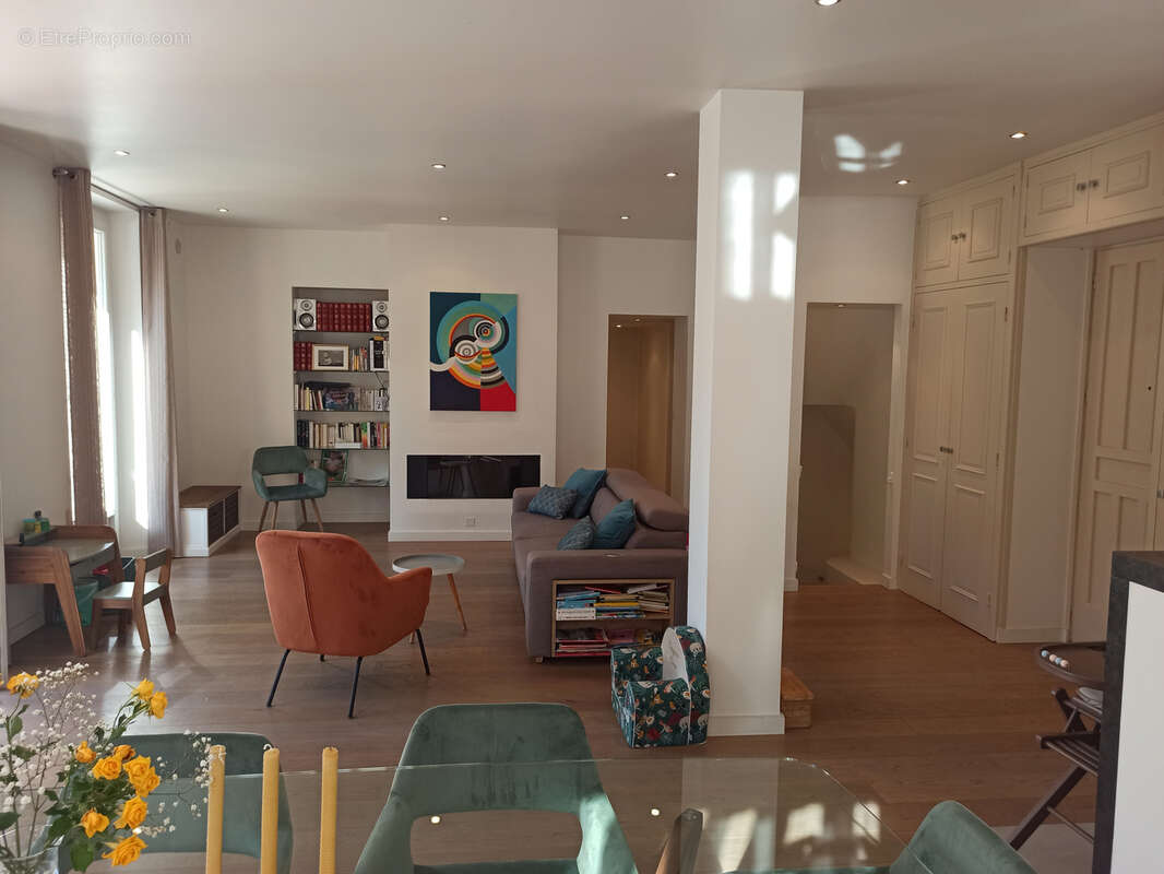 Appartement à LE CANNET