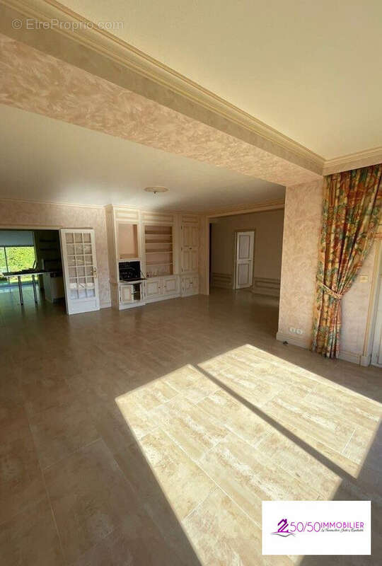 Maison à PLOUZEVEDE