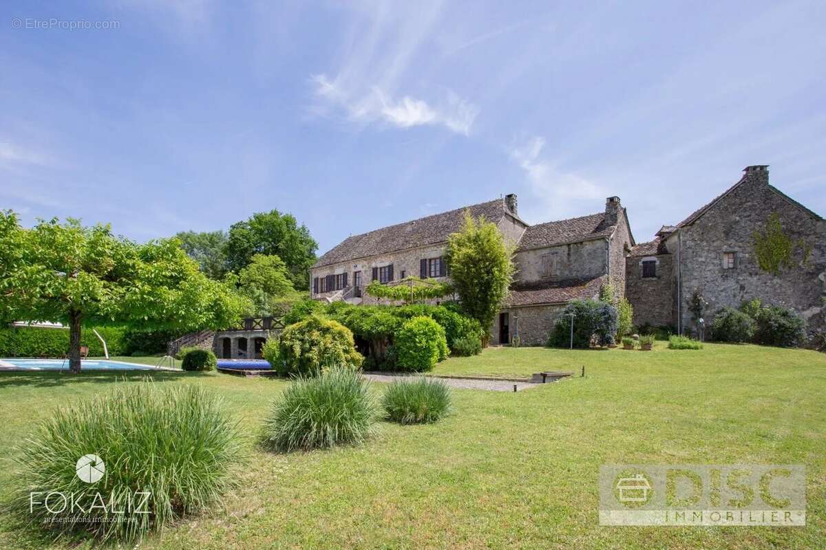 Maison à SAINT-ANDRE-DE-NAJAC