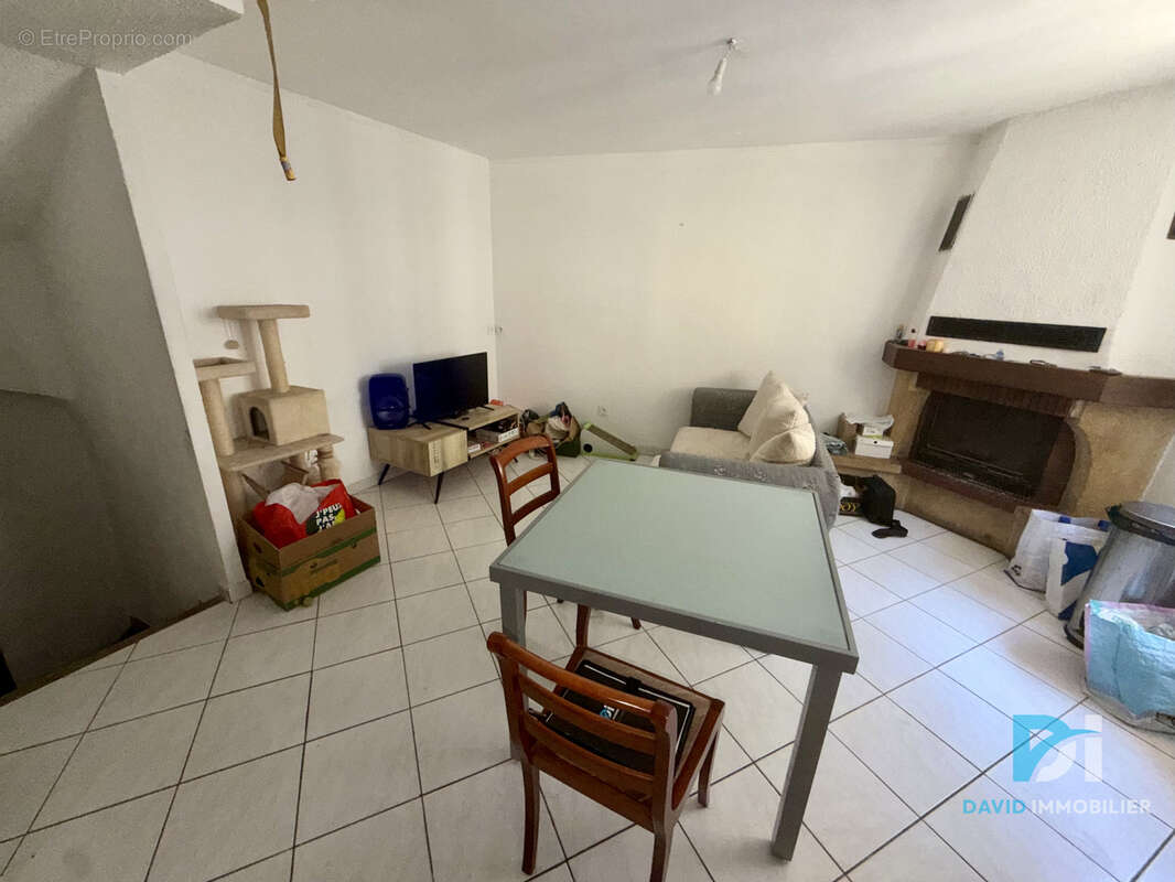 Appartement à SERVIAN