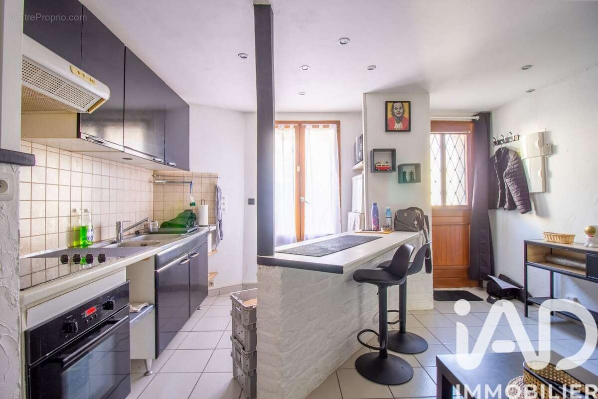 Photo 5 - Appartement à ISSOU