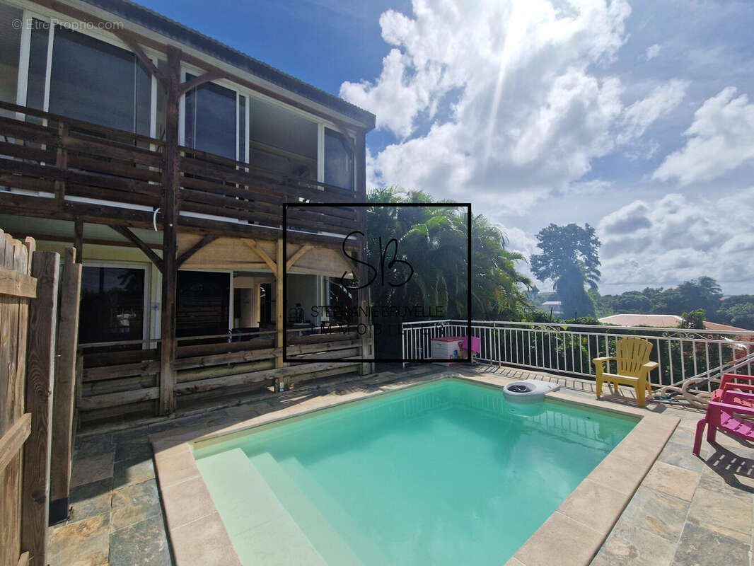 Maison à FORT-DE-FRANCE