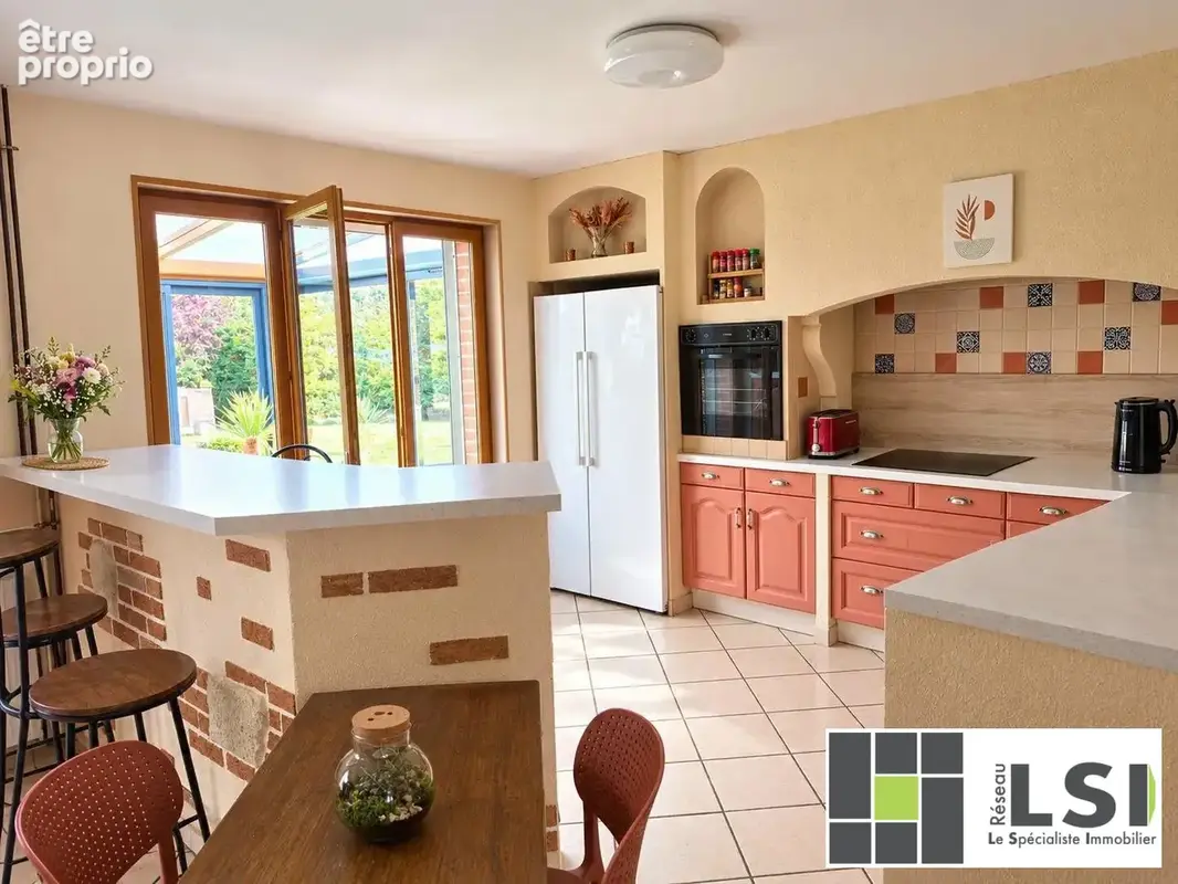 Maison 10 pièces 135 m² à vendre à Pont-Sur-Sambre (59138) - photo 8