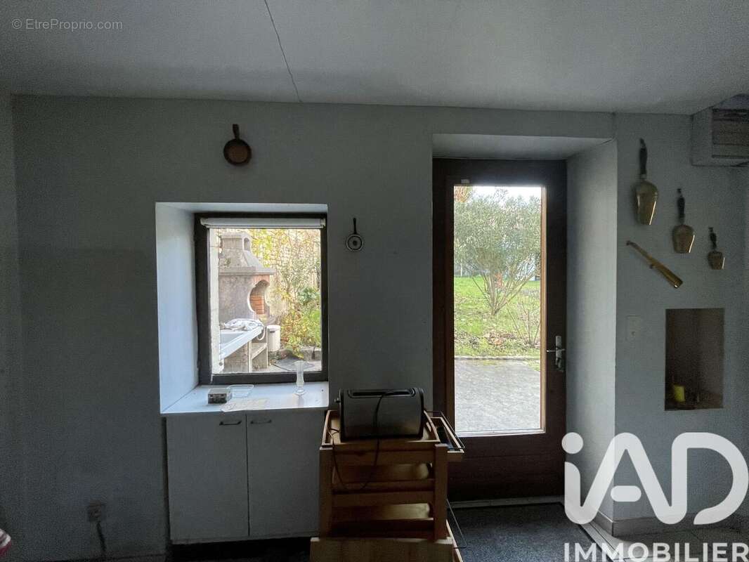 Photo 6 - Maison à BARBEZIEUX-SAINT-HILAIRE