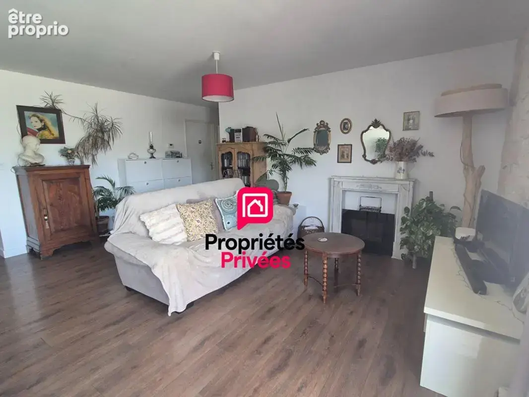 CUDOS - Maison récente, 4 pièces, garage et piscine - photo 7