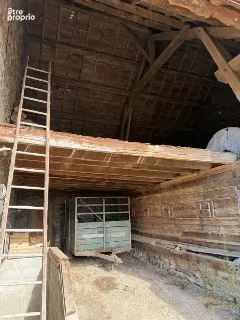 MARCILLAT - Maison à rénover - photo 27