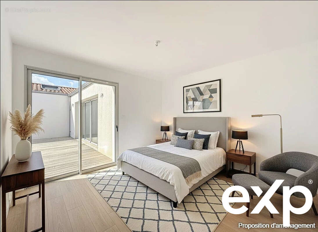 Maison à SAINTE-SOULLE