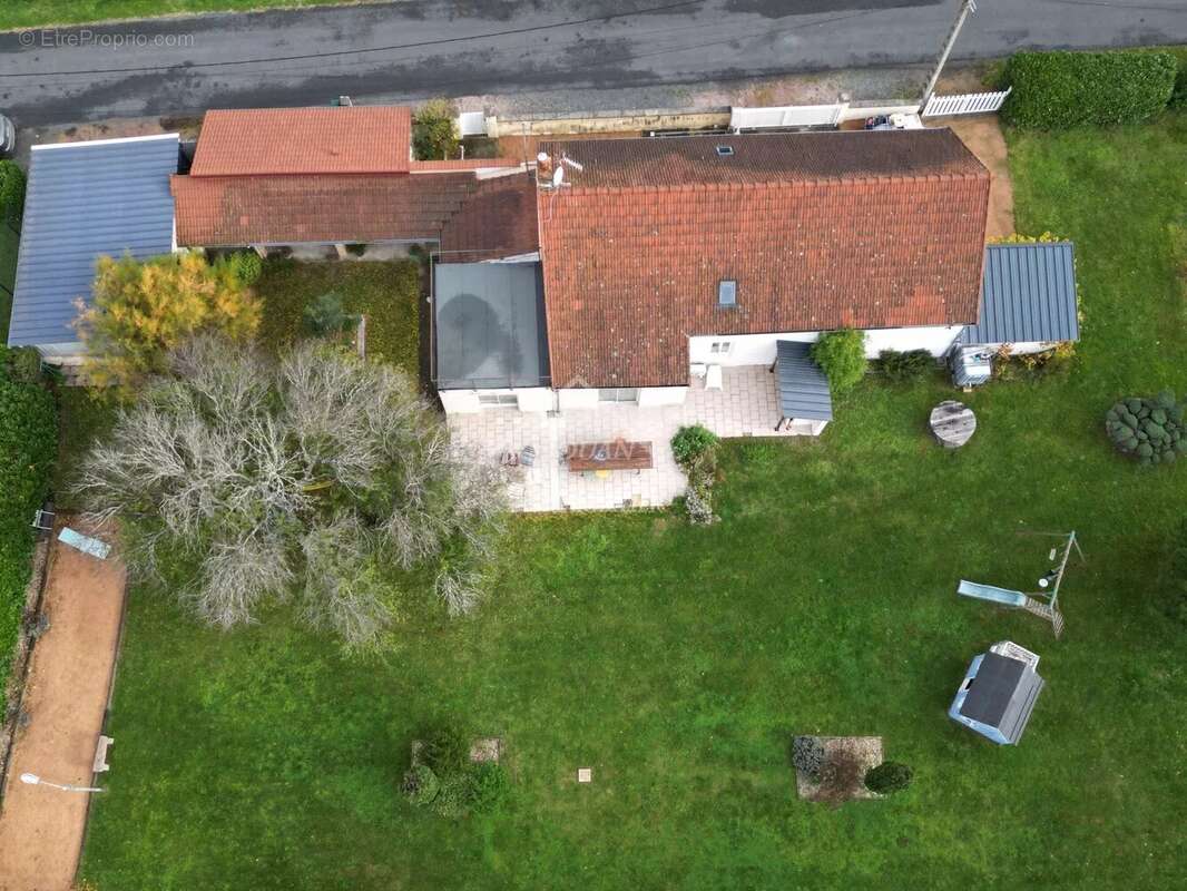 Maison à BELLERIVE-SUR-ALLIER